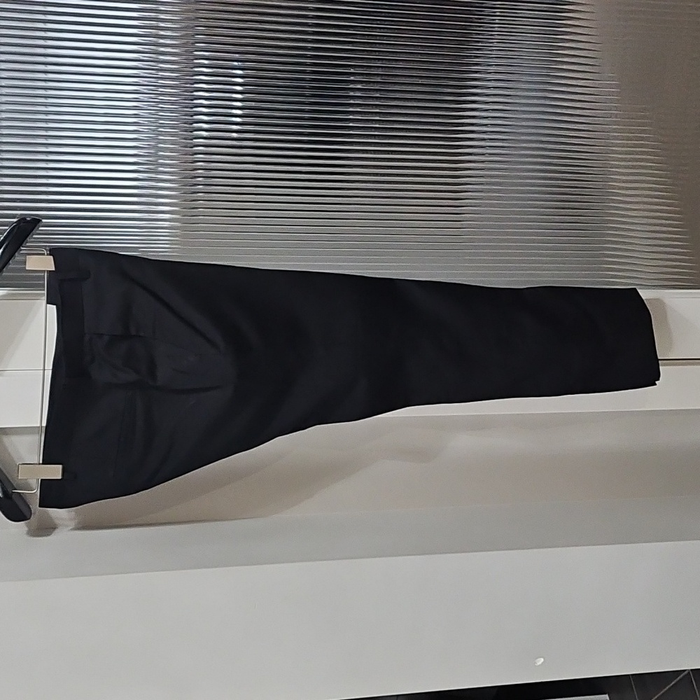Hugo Boss Pants - Picture 4 of 8